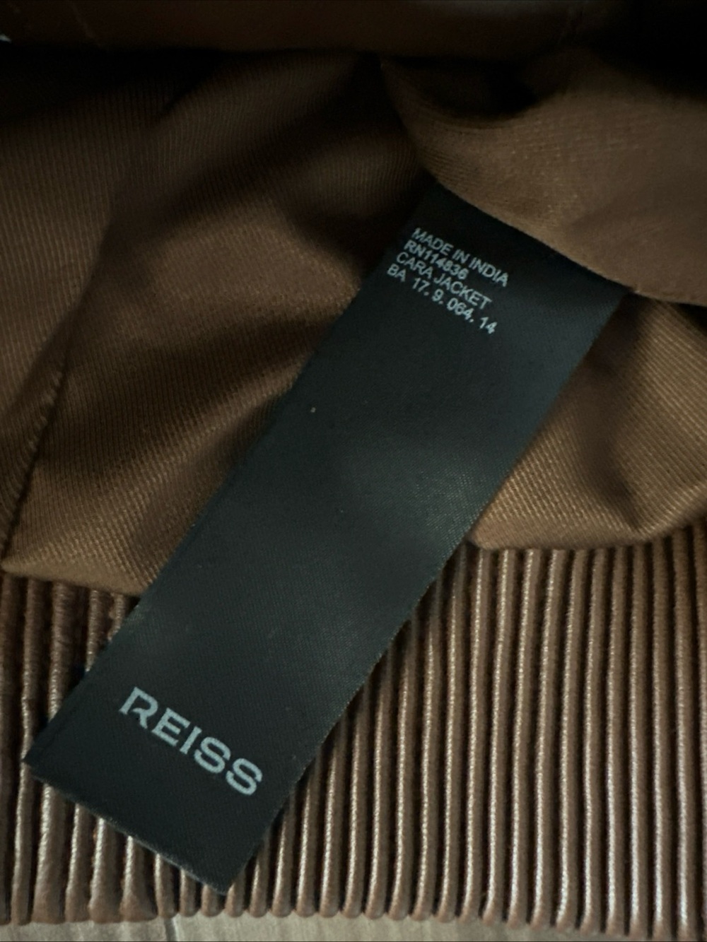 Reiss
Cara Leather
Bomber Jacket Size - 0 - Picture 10 of 11
